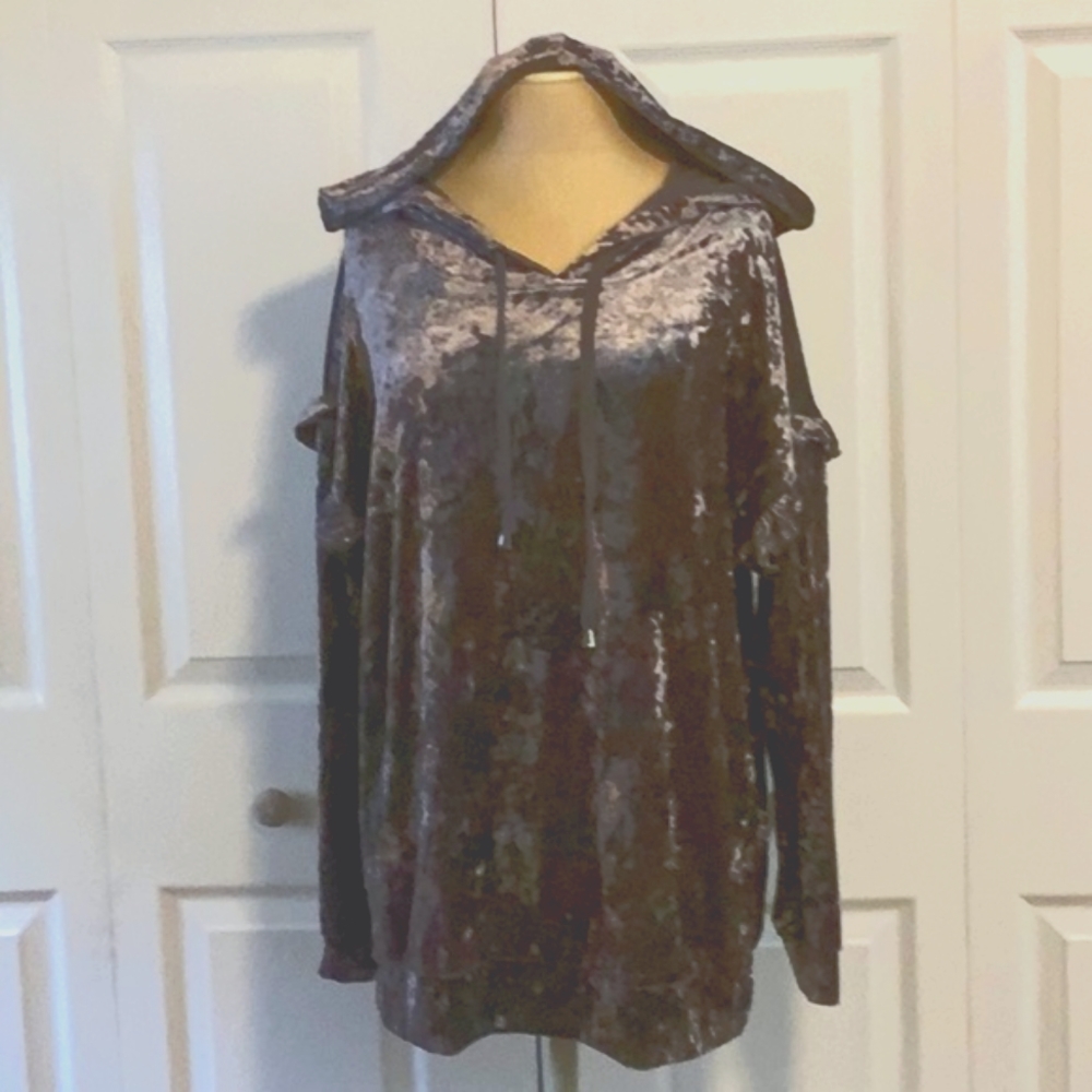 Kori America- Hooded Sweatshirt- Silver Velvet- Size Small